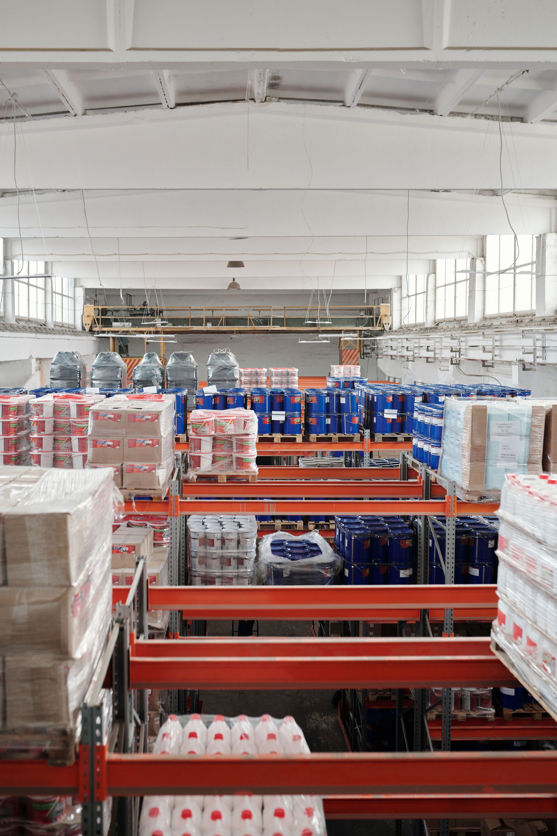 Organized distribution warehouse